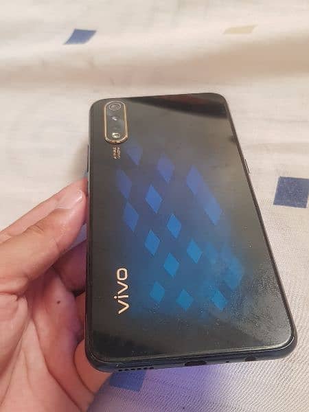 VIVO S1 6/128 2