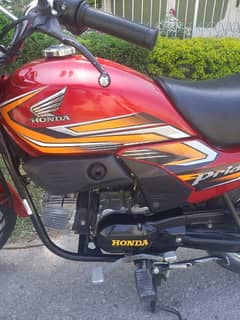 Honda pridor red 2022