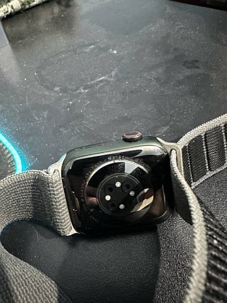 Apple Watch Series 7 45MM 4