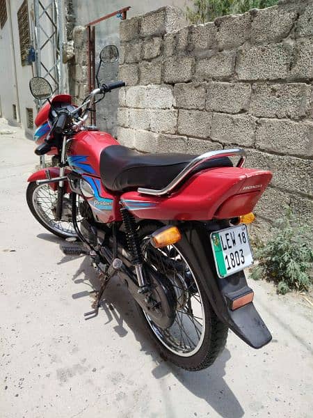 Honda Pridor 4