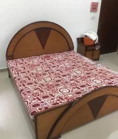 Complete bed set with side tables and dressing