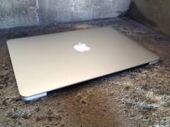 MacBook