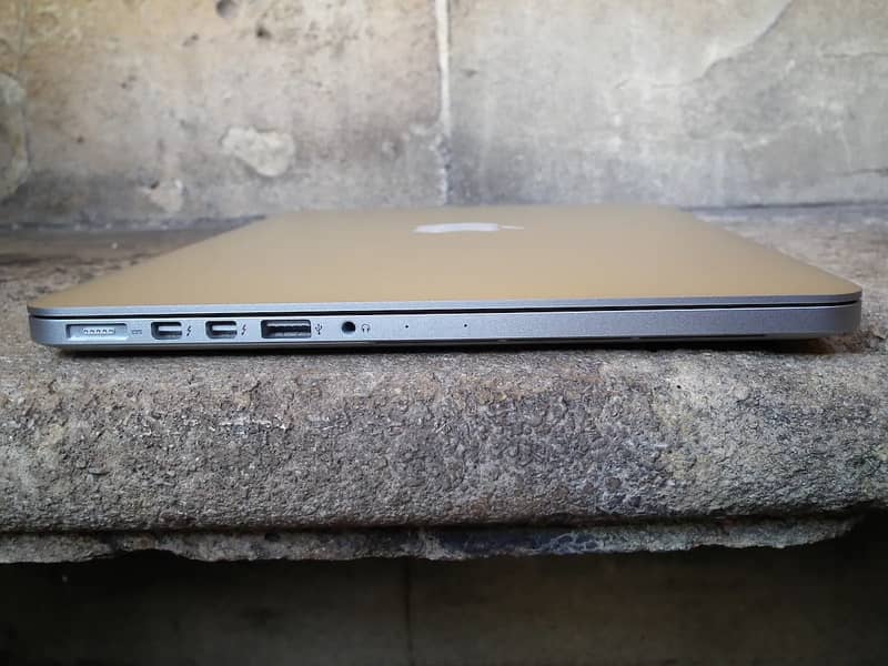 MacBook Pro Retina 13in (2014 Mid) 3