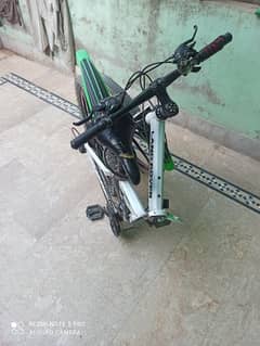 Land Rover cycle folding cycle