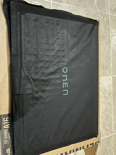 HP omen Ryzen 7 7840 HS 512 ssd RTX 4050, 3 months warranty