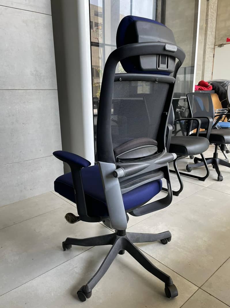 Revolving Chair/Study Chair/Gaming Chair/Executive Chair/Office Chair 1