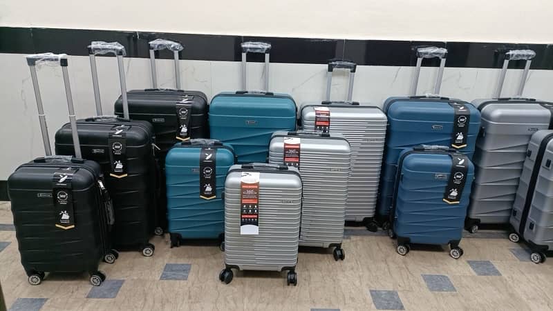 Luggage bags/ travel suitcases/ trolley bags/ travel trolley/ attachi 3