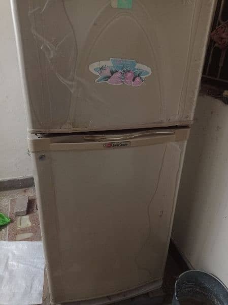 Dawlance fridge 10/10 condition 2