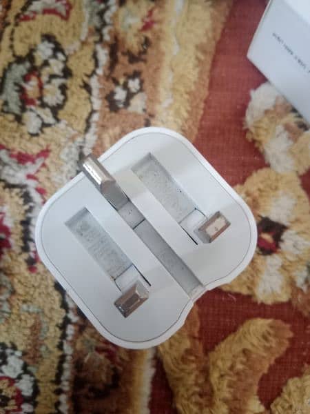 iPhone charger with cabel and box 2