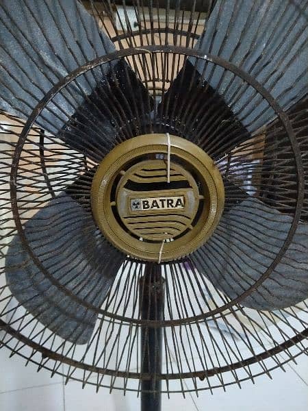 Batra brand old pedestal fan. 0