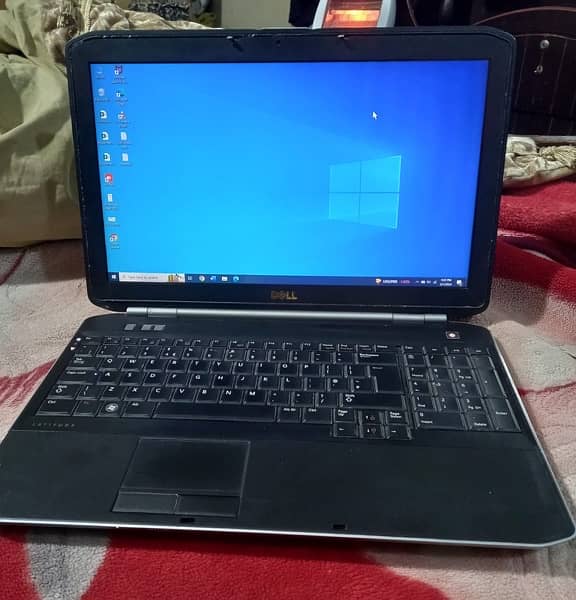 Dell Laptop In Good Condition For Sale 2