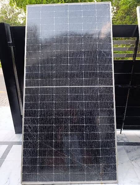 Solar panels jinko 545W Panles Glass Damage 8A to 10A Out Put 48V 1