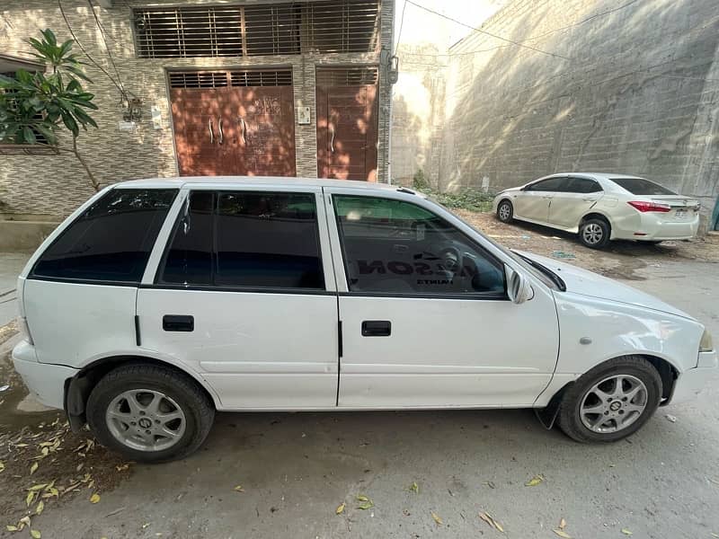 Suzuki Cultus VXL 2016 3