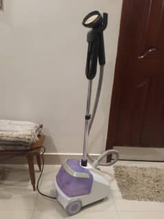 Garment steamer/ steam iron