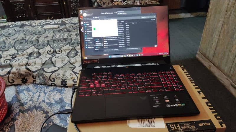 Asus tuf F15 gaming laptop RTX 4070 full box 10