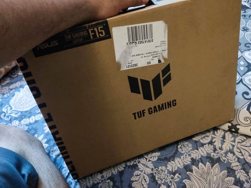 Asus tuf F15 gaming laptop RTX 4070 full box 14