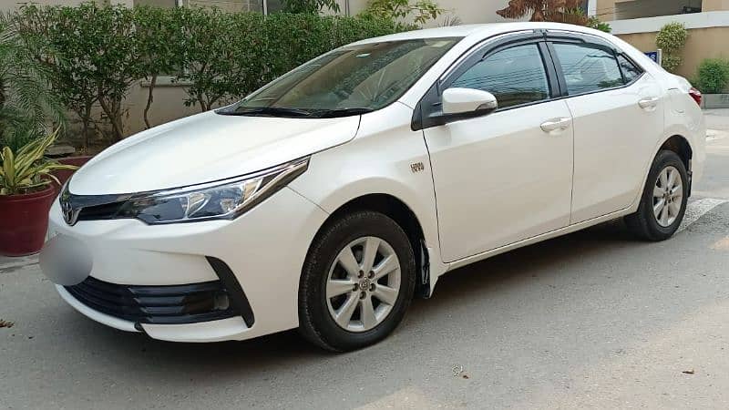 Toyota Corolla Altis 2017 3