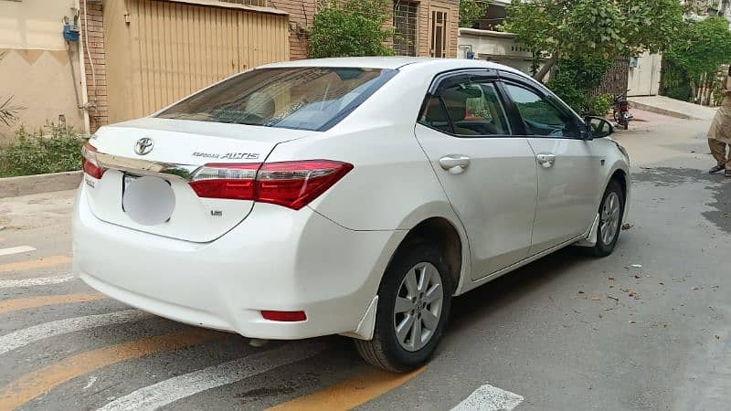 Toyota Corolla Altis 2017 11