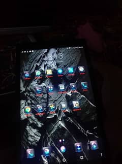 Lenovo tab 4 8. . . . . 9/10 condition