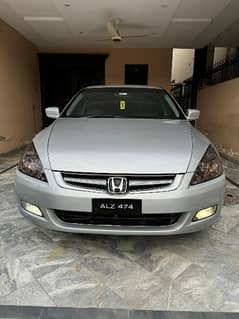 Honda Accord 2004 CM-5