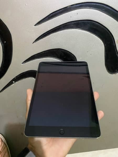 IPAD MINI 2 (used) 10