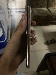 iPhone XsMax 256GB F-Unlock Non PTA