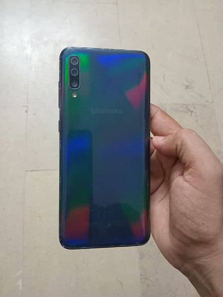 Samsung A70 4