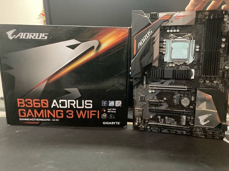 GAMING MOTHERBOARD - GIGABYTE B360 AORUS GAMING 3 WIFI Motherboard. 3