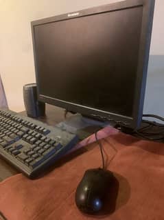 A lenovo monitor plus pc !