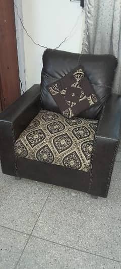 5 seater sofa set for sell 0