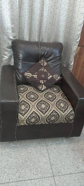 5 seater sofa set for sell 3