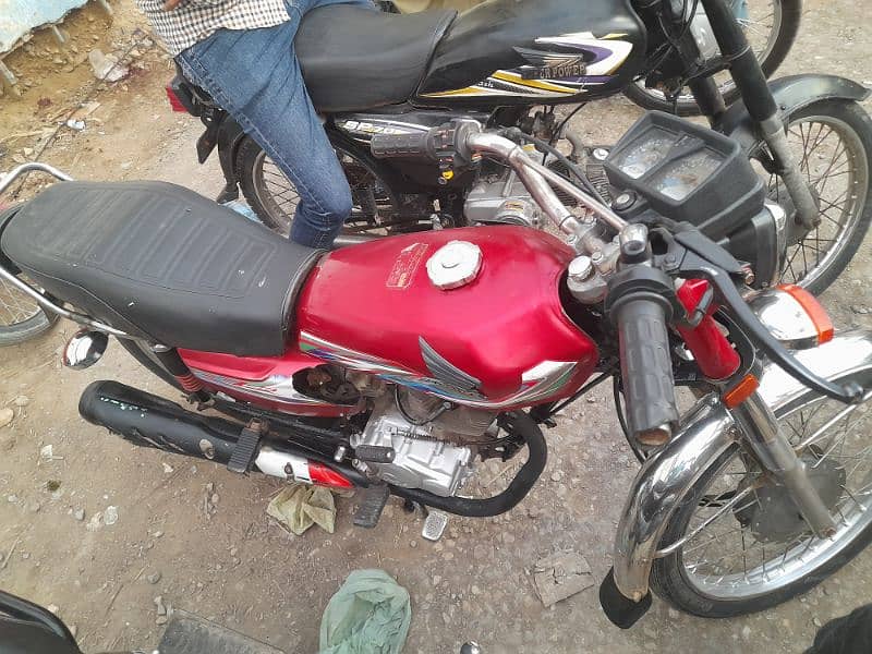 united 125 cc 2