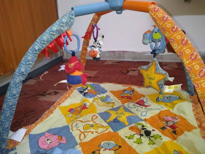 infantino Twist & Fold Activity Gym & Play Mat Forest 3