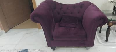 purple sofa set 2,1 seater slightly used condition 9 out of 10