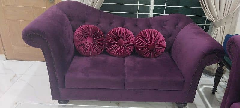 purple sofa set 2,1 seater slightly used condition 9 out of 10 1