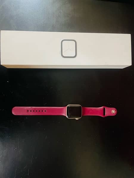 Apple Watch Series 4 40mm Rose Gold 1