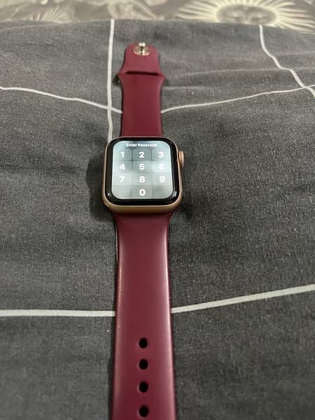 Apple Watch Series 4 40mm Rose Gold 4