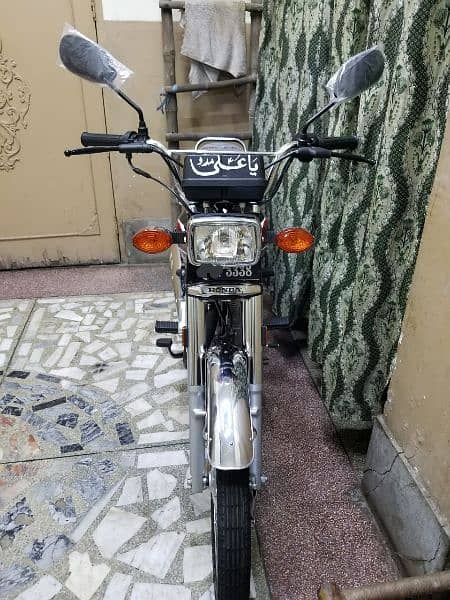 Honda CG 125 2024 Model brand new condition only 2200 km driven 2