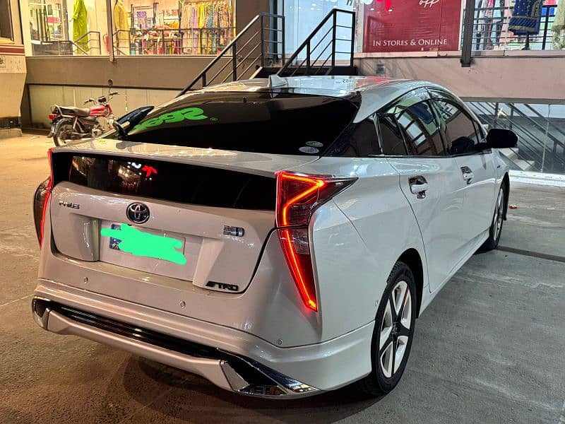 Toyota Prius 2016/19 7