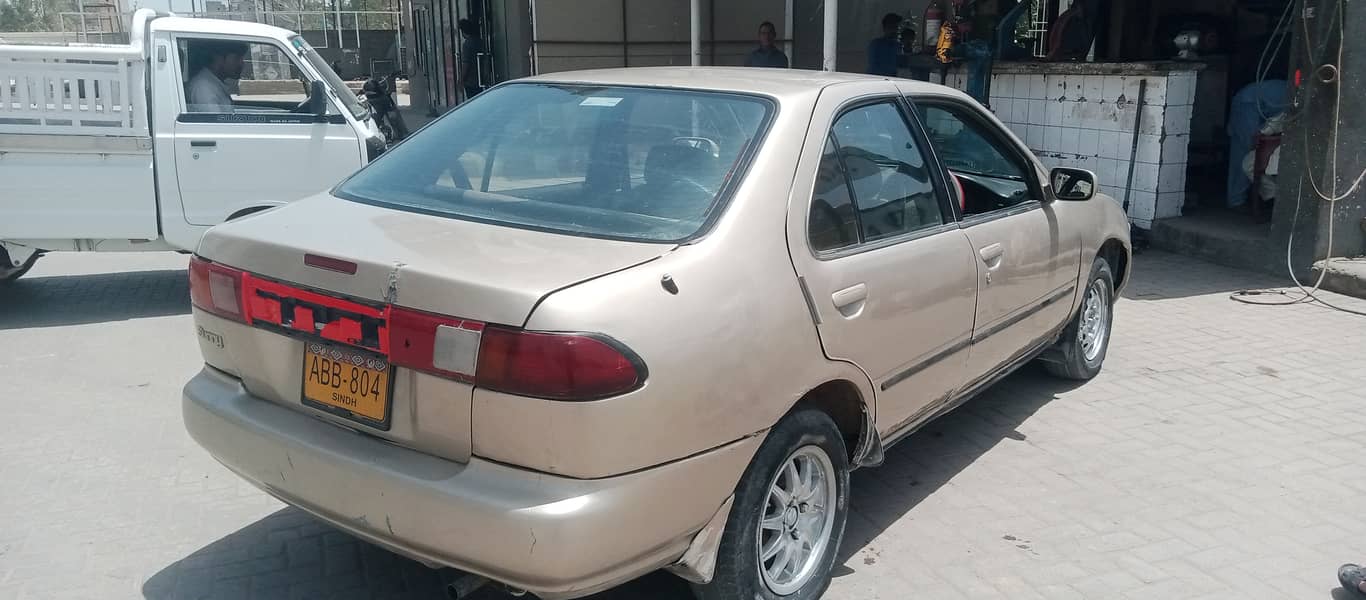 Nissan Sunny 1997 6