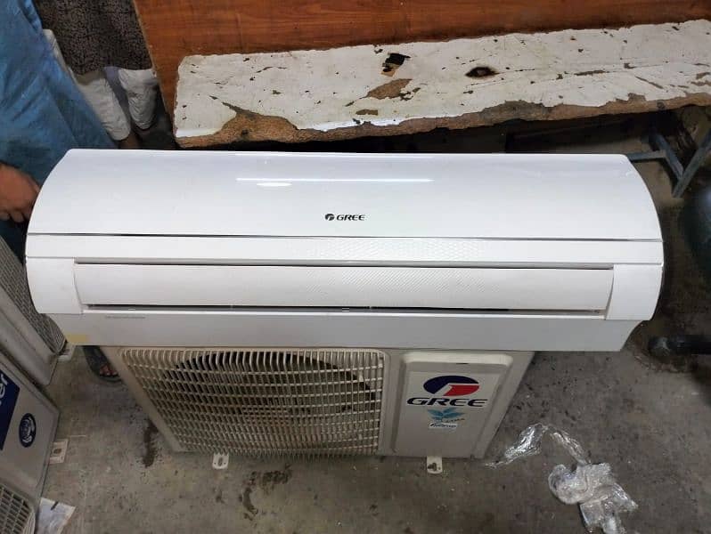 Gree 1.5 ton Inverter Ac Heat and cool 19000btu 4