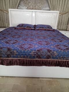 BLUE EMBROIDERED BED SHEET 0