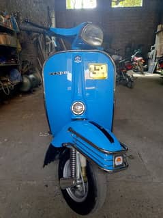 Vespa Super 1977