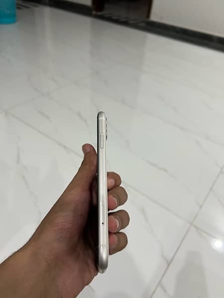 iPhone 11 64Gb Non pta factory Unlock 1