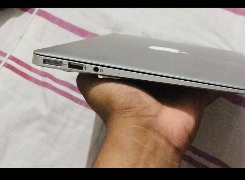 MacBook Air Mid 2013 1