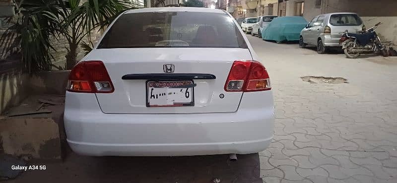 Honda Civic Oriel 2005 4