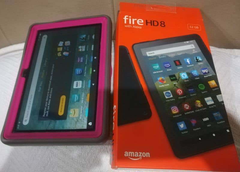 Amazon Fire HD 8 with Alexa 32GB 1