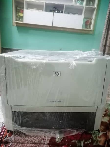 HP Laserjet P2015n 4