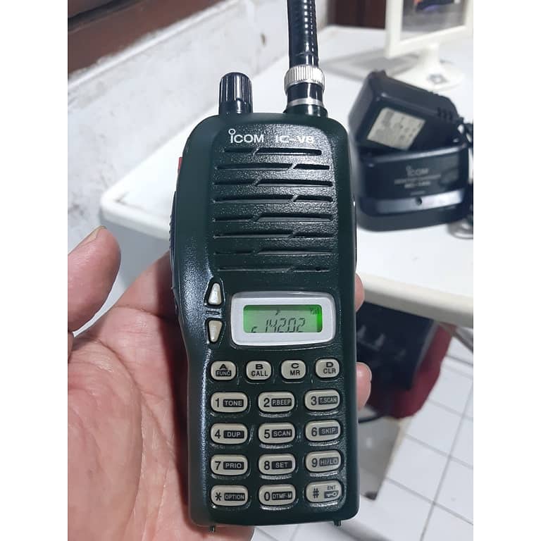 ICOM V8 VHF high power long range Two-Way Wireless Walkie Talkie 1pcs 8