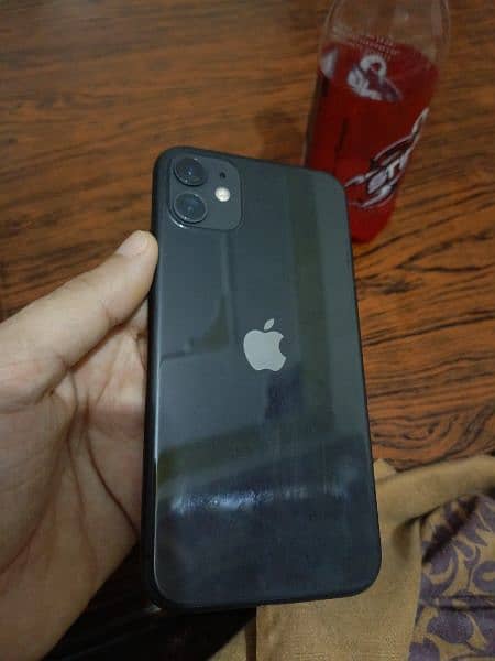 iphone 11 64 GB non pta factory unlock batery health 87 0